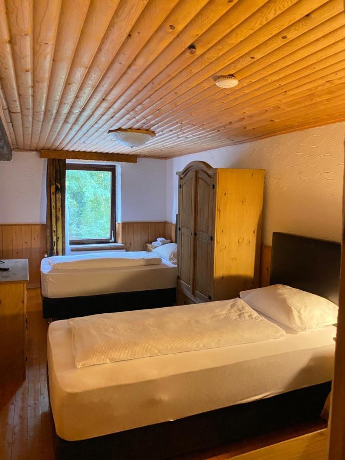 Hotel Altes Faehrhaus ดุยส์บูร์ก ภายนอก รูปภาพ