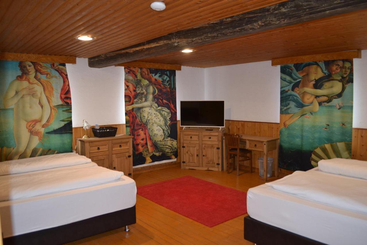 Hotel Altes Faehrhaus ดุยส์บูร์ก ภายนอก รูปภาพ